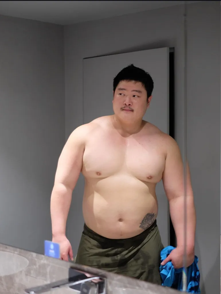 이사진 AI인가요 아님 누군가요?